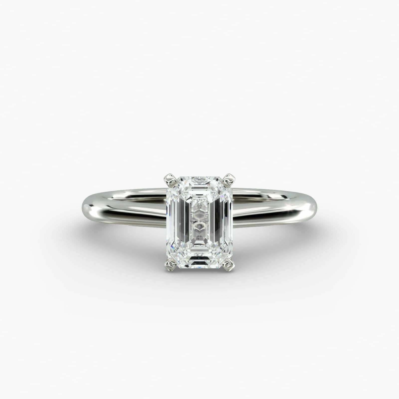 Anillo de compromiso The Solis con diamante de talla esmeralda