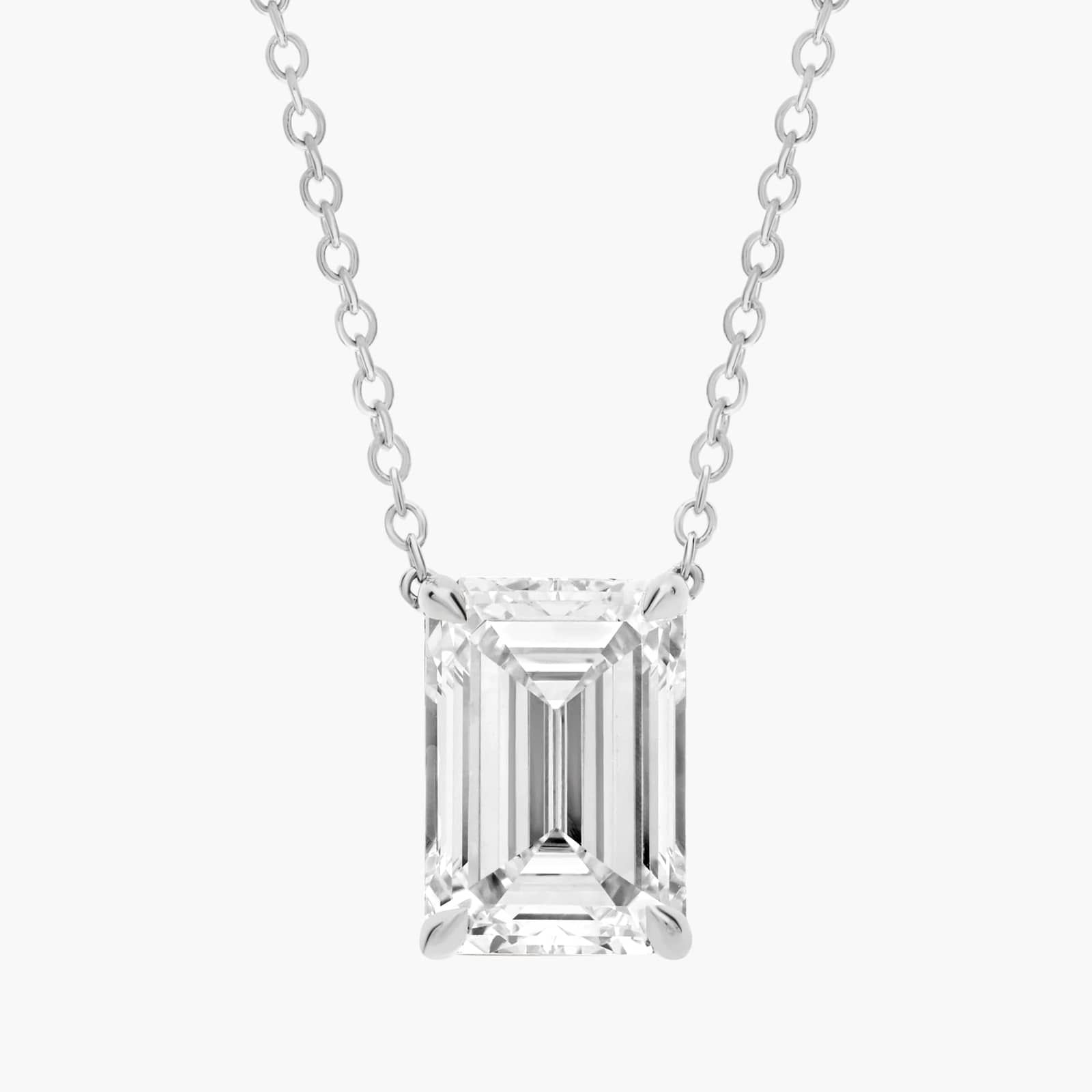 Eterna Smaragdschliff-Diamant-Anhänger