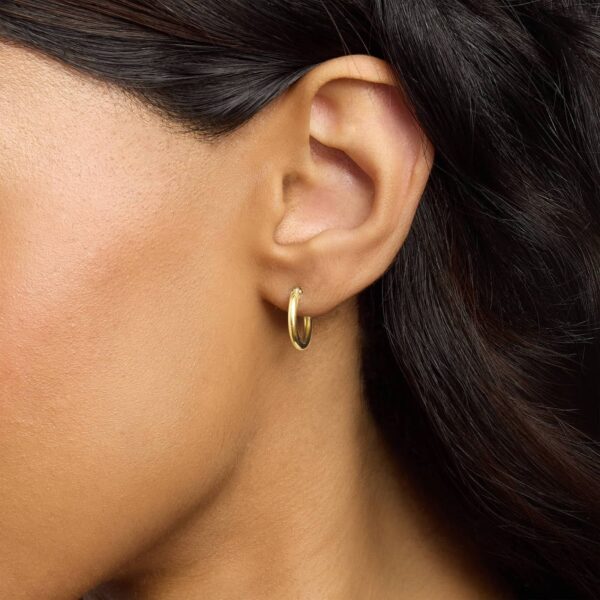 Elle Small Hoop Earrings